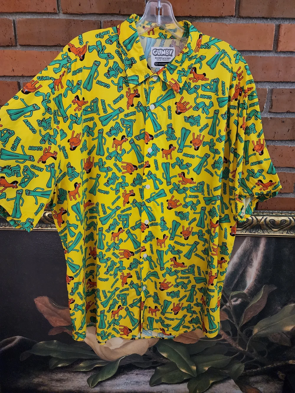 Prena Toy Co Yellow Gumby Print Short-Sleeve Button-Down Shirt XL